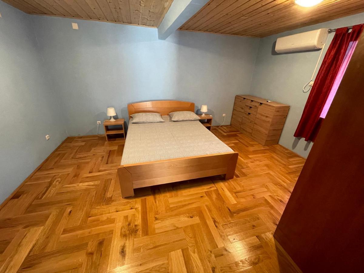 Apartman Ljubica Apartment บาร์บินเย ภายนอก รูปภาพ