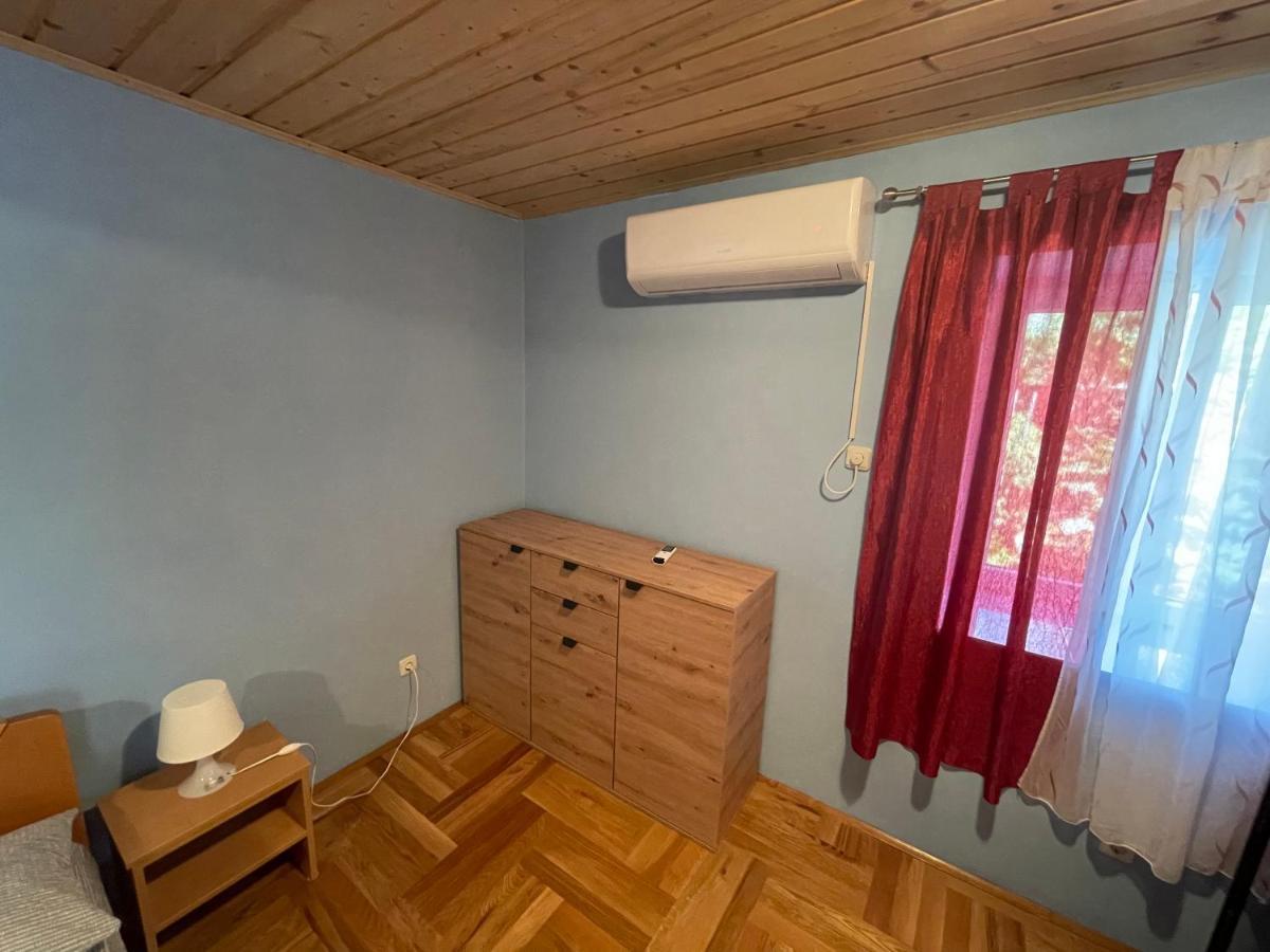Apartman Ljubica Apartment บาร์บินเย ภายนอก รูปภาพ